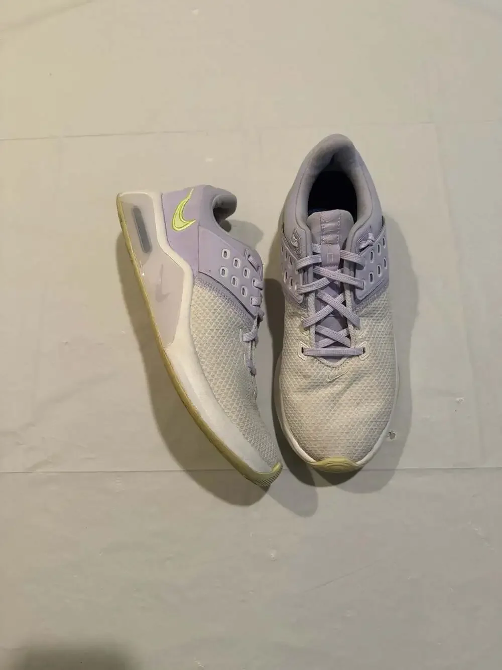 Nike Women's Air Max Bella TR 4 Training Shoes  9.5 womens